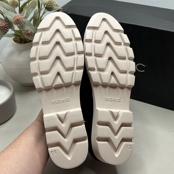 Vionic Kensley Patent Leather Slip On Loafers Black White Sole Women's 9 NWB - Picture 7 of 8